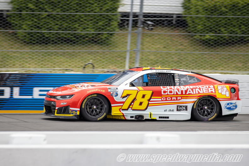118_Cup_Race_Pocono.jpg