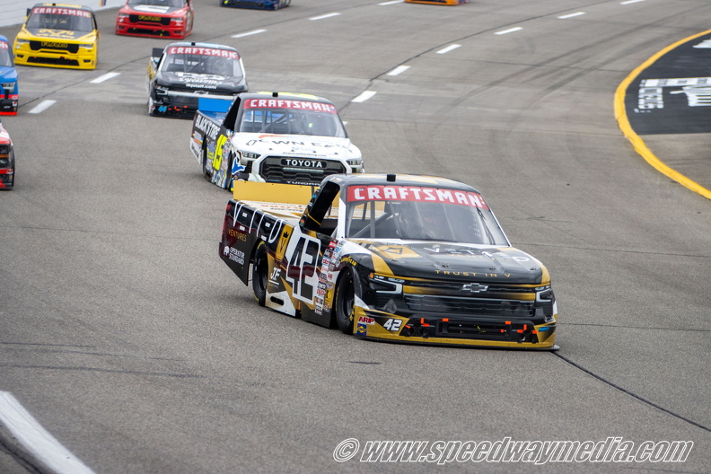 204_Truck_Race.jpg