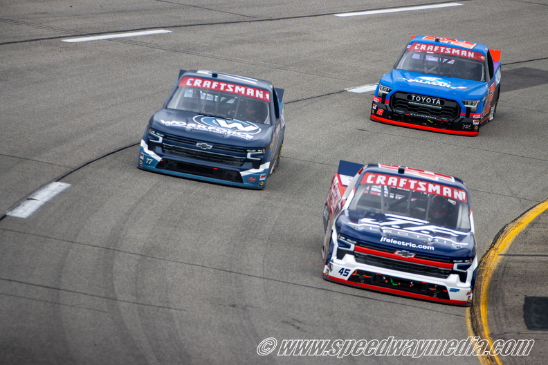 224_Truck_Race.jpg