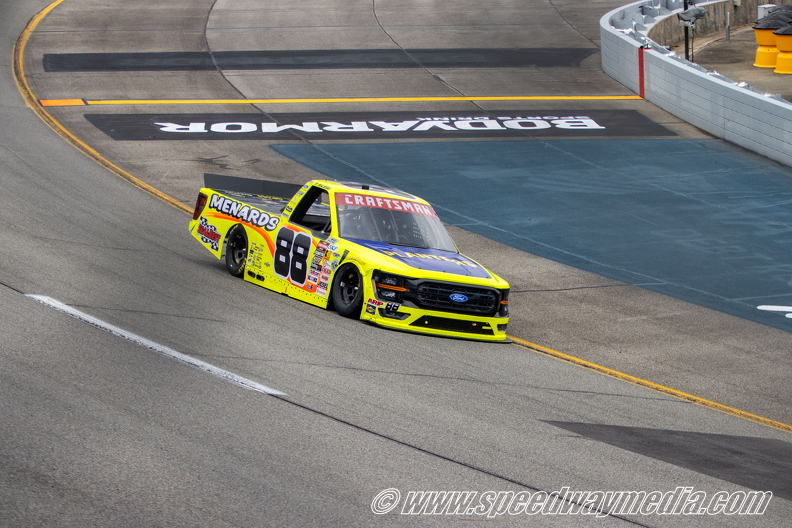 240_Truck_Race.jpg