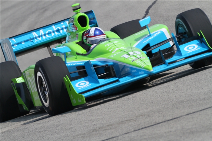 Franchitti takes 25th IndyCar pole at Milwaukee