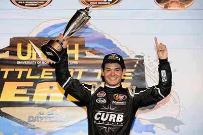 Kyle Larson Wins Inaugural UNOH Battle At The Beach Race in Thrilling Finish