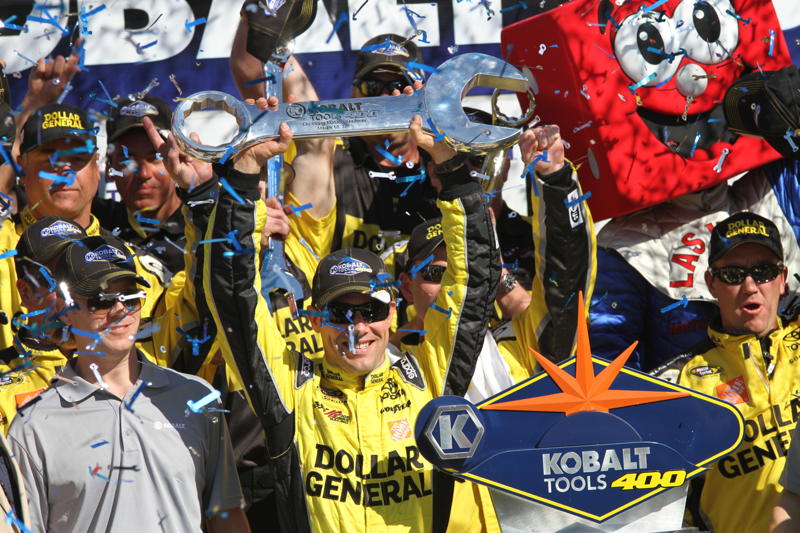 Birthday Boy Kenseth wins at Vegas