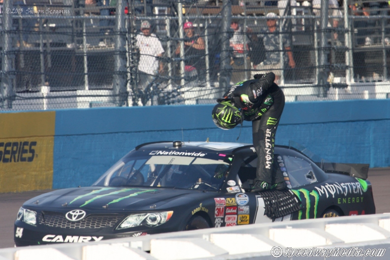 Busch dominates the NNS Dollar General 200 at Phoenix