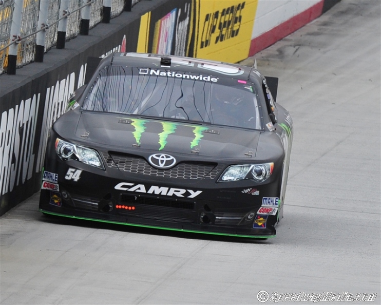 Lap by Lap: Jeff Foxworthy’s Grit Chips 300 won by Kyle Busch