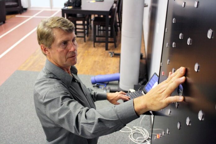 Dynavision - Phil Jones 2