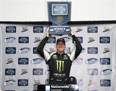 Kyle Busch dominates rain-shortened Blue Jeans Go Green 200