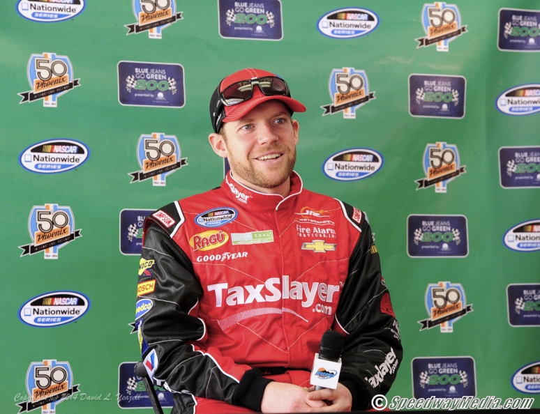 Regan Smith looks to increase points lead this weekend