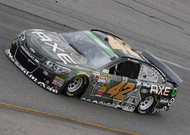 Rain washes out qualifying; Kyle Larson wins pole for Toyota Owners 400