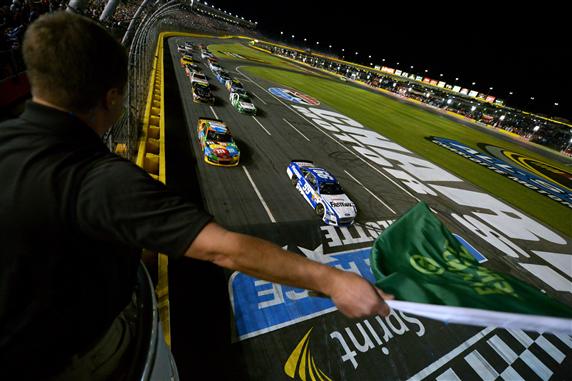 100,000 Cameras Provides Unique, Entertaining Perspective of a NASCAR Race
