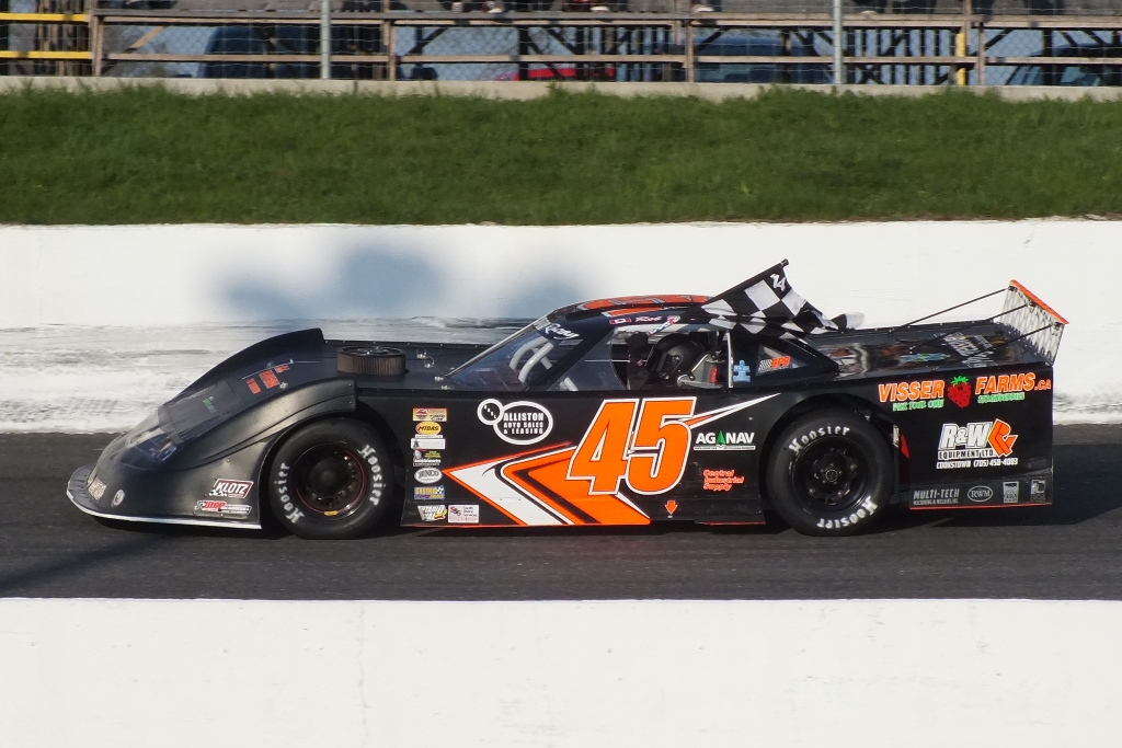 OSCAAR: Rob Poole posts top-10 in return to Super Late Model Competition