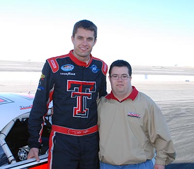 David Ragan and Family Turn Road Rally Scavengers for Good Cause