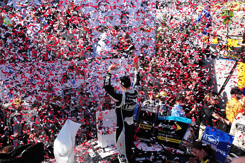 Jimmie Johnson Stole the Monster Mile Show to Make it Two in a Row