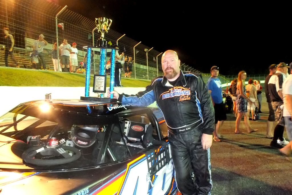 Dwayne Baker scores victory in Don Biederman Memorial Feature No. 1