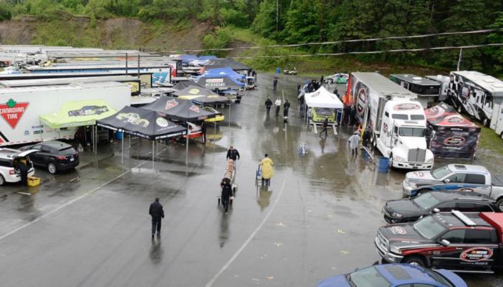 Budweiser 300 at Autodrome Chaudière postponed to Sunday