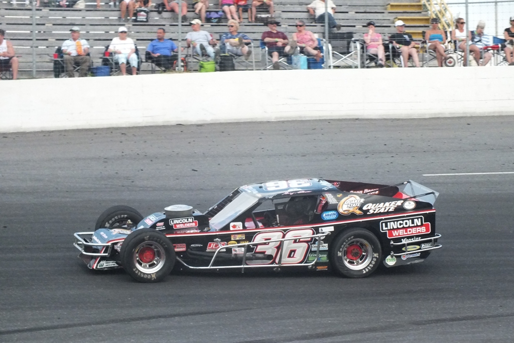 Gary Elliott hits 700th consecutive start at Sunset, looking for better run at Capital City