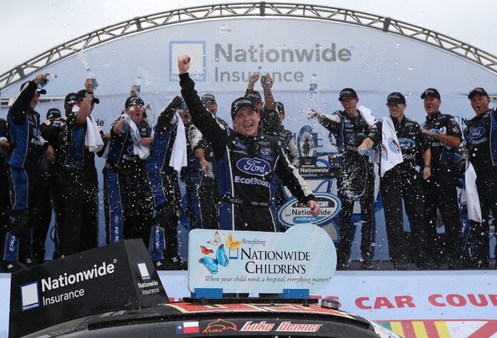 chrisbuescher_sarahglenn_gettyimages