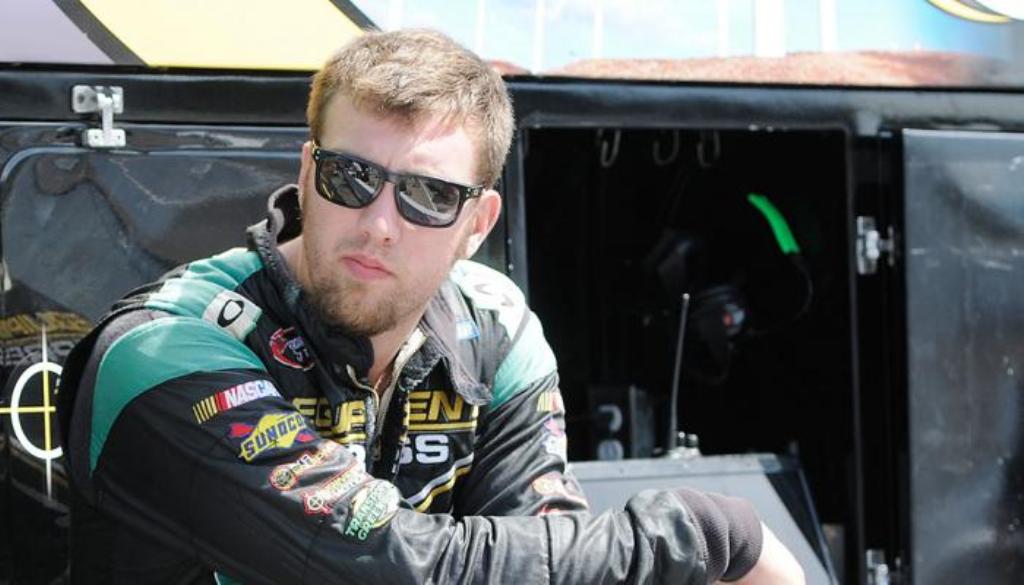 Fitzpatrick leads first practice as Kennington and Tagliani forced to change engines