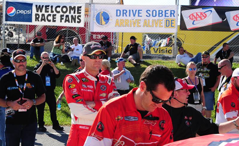 Kevin Harvick Freaky Fast Yet Again to Score Monster Mile Pole