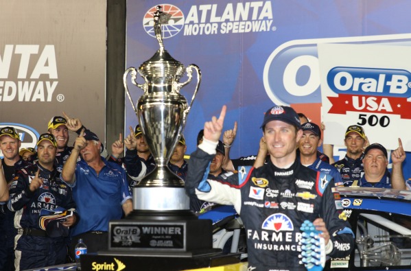 Just In Time: Kahne Wins at Atlanta, Clinches Chase Berth