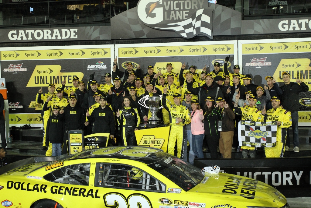 Matt Kenseth Secures Victory in Sprint Unlimited at Daytona