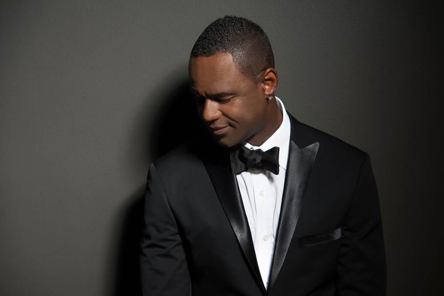 Brian McKnight to Perform National Anthem – March 21 / DRIVE4CLOTS.COM 300