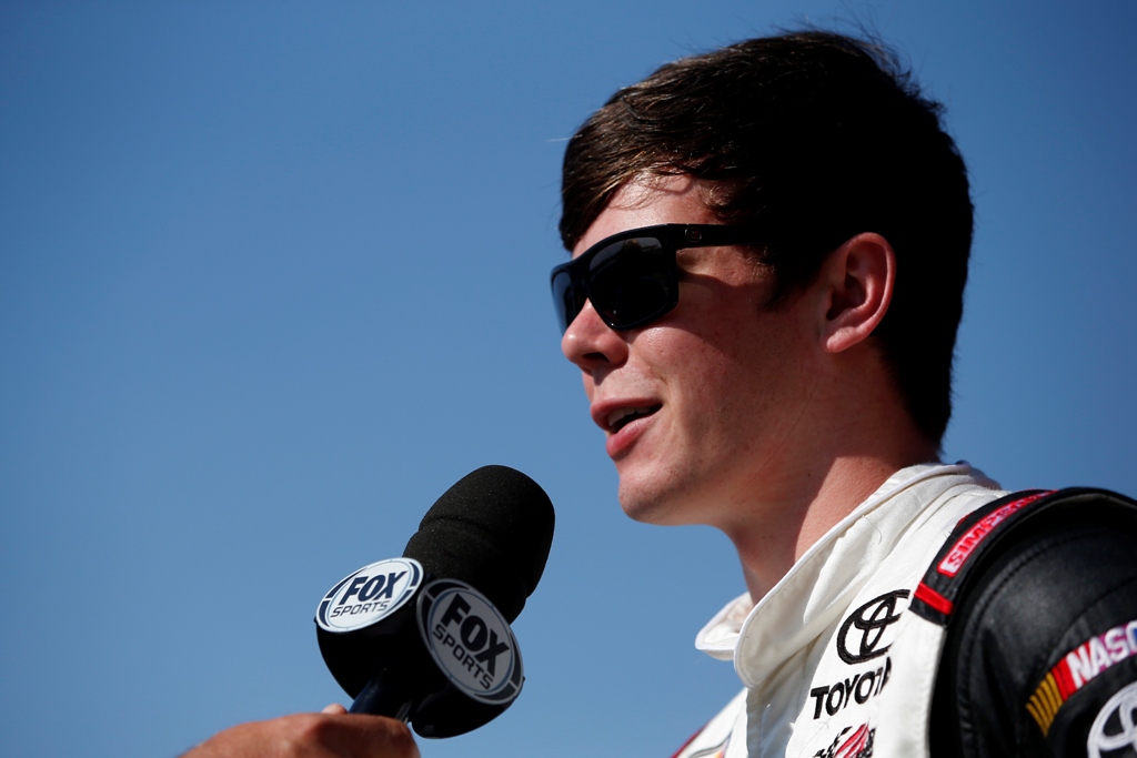 Erik Jones Scores Pole for O’Reilly Auto Parts 300 at Texas Motor Speedway