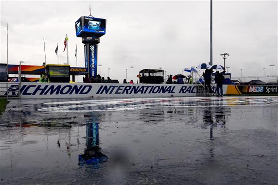 Rain Moves Toyota Owners 400 to Sunday