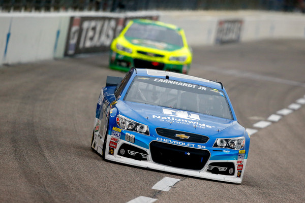 Dale Earnhardt Jr. Fights to Third Place Finish at Texas