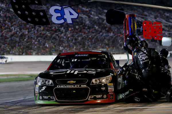 Kasey Kahne Recovers to Finish Eighth at Texas