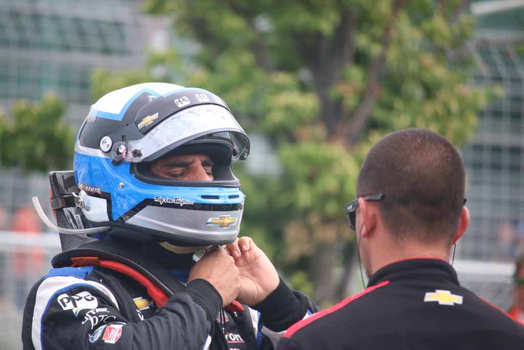 Points Leader Juan Pablo Montoya Finishes Seventh at Honda Indy