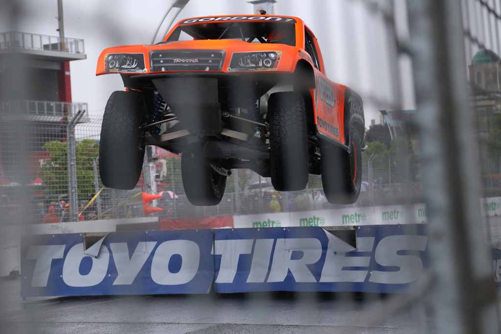 Robby Gordon Slips ‘n’ Slides to Third Place Finish at Honda Indy Toronto
