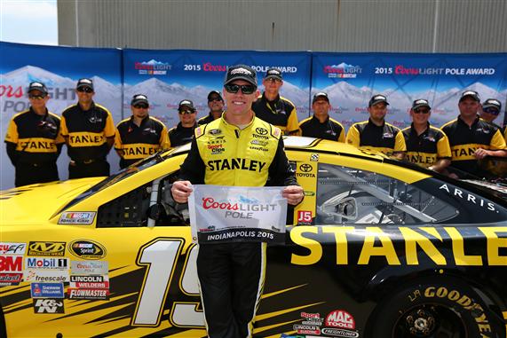 Edwards Wins Coors Light Pole at Indy