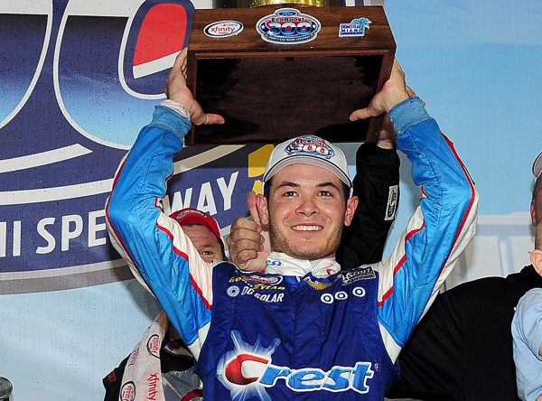 Larson Dominates In Homestead XFINITY Win; Chris Buescher Clinches Series Crown