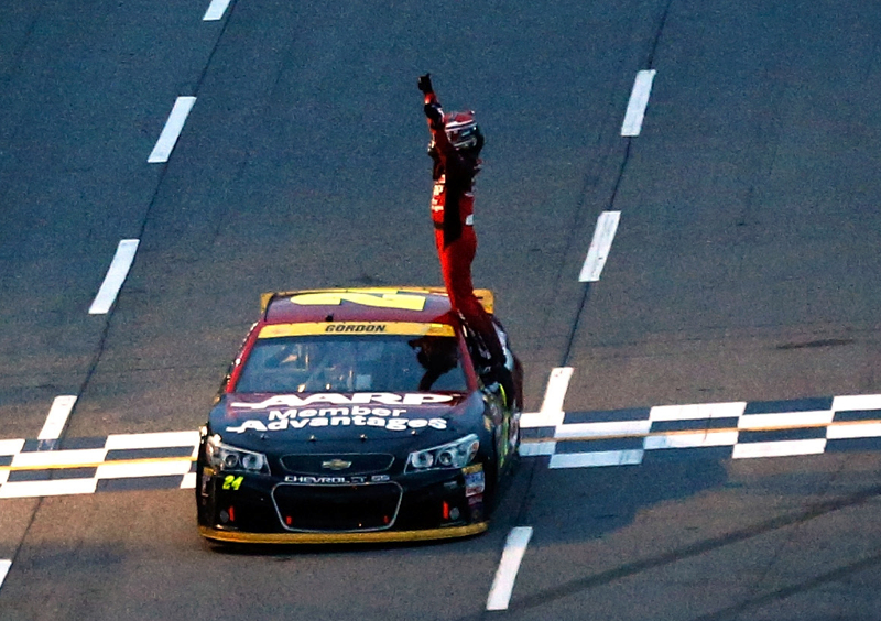 Jeff Gordon Wins Goody’s® Headache Relief Shot® 500 at Martinsville Speedway