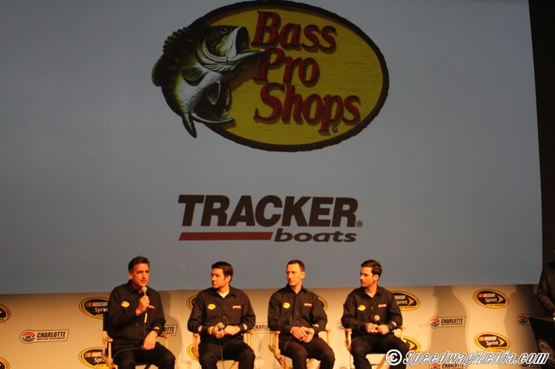 “Toyota Tuesday” Shows Very Confident Gibbs and Furniture Row Teams