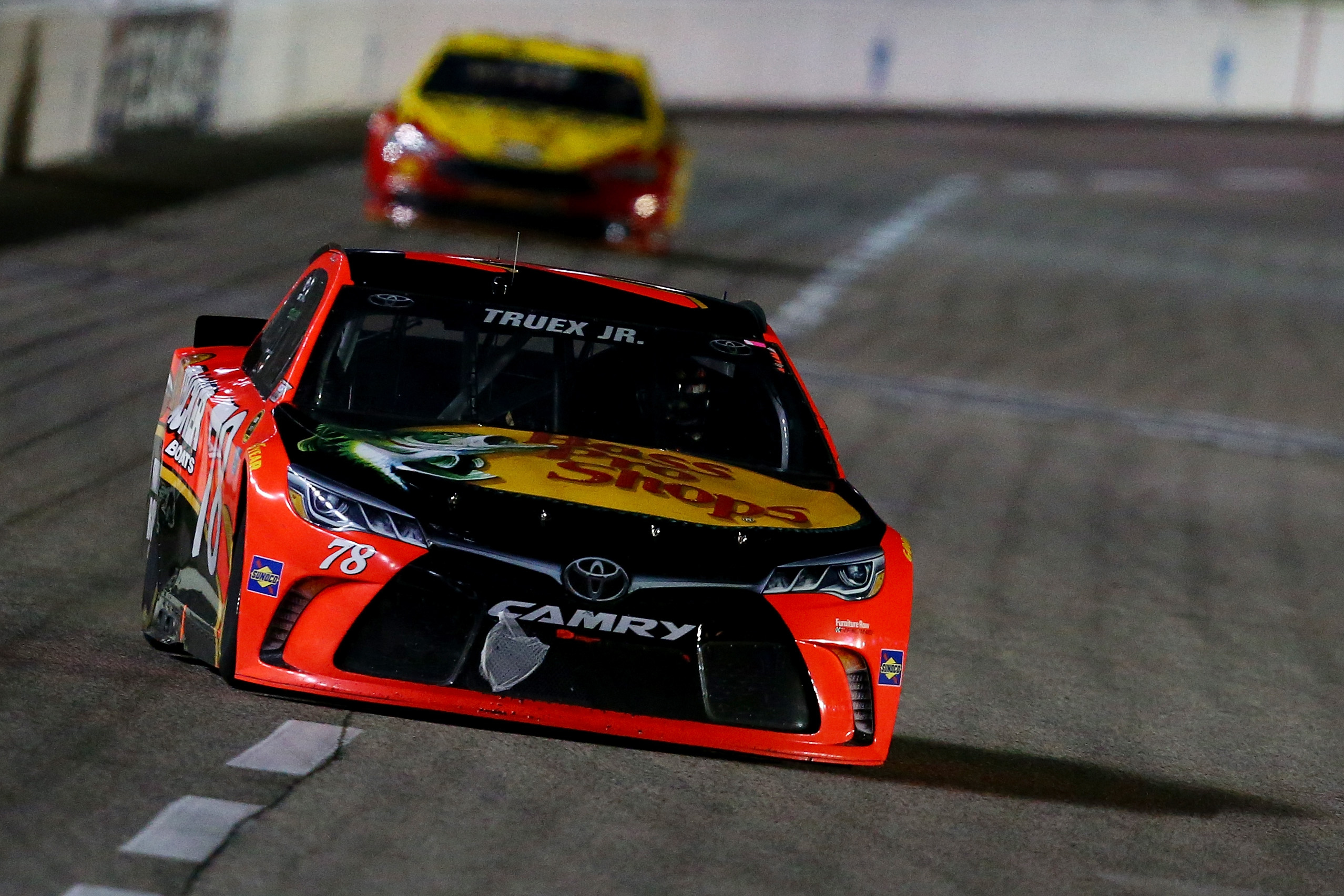 Dominant Drive by Truex not Enough to Win