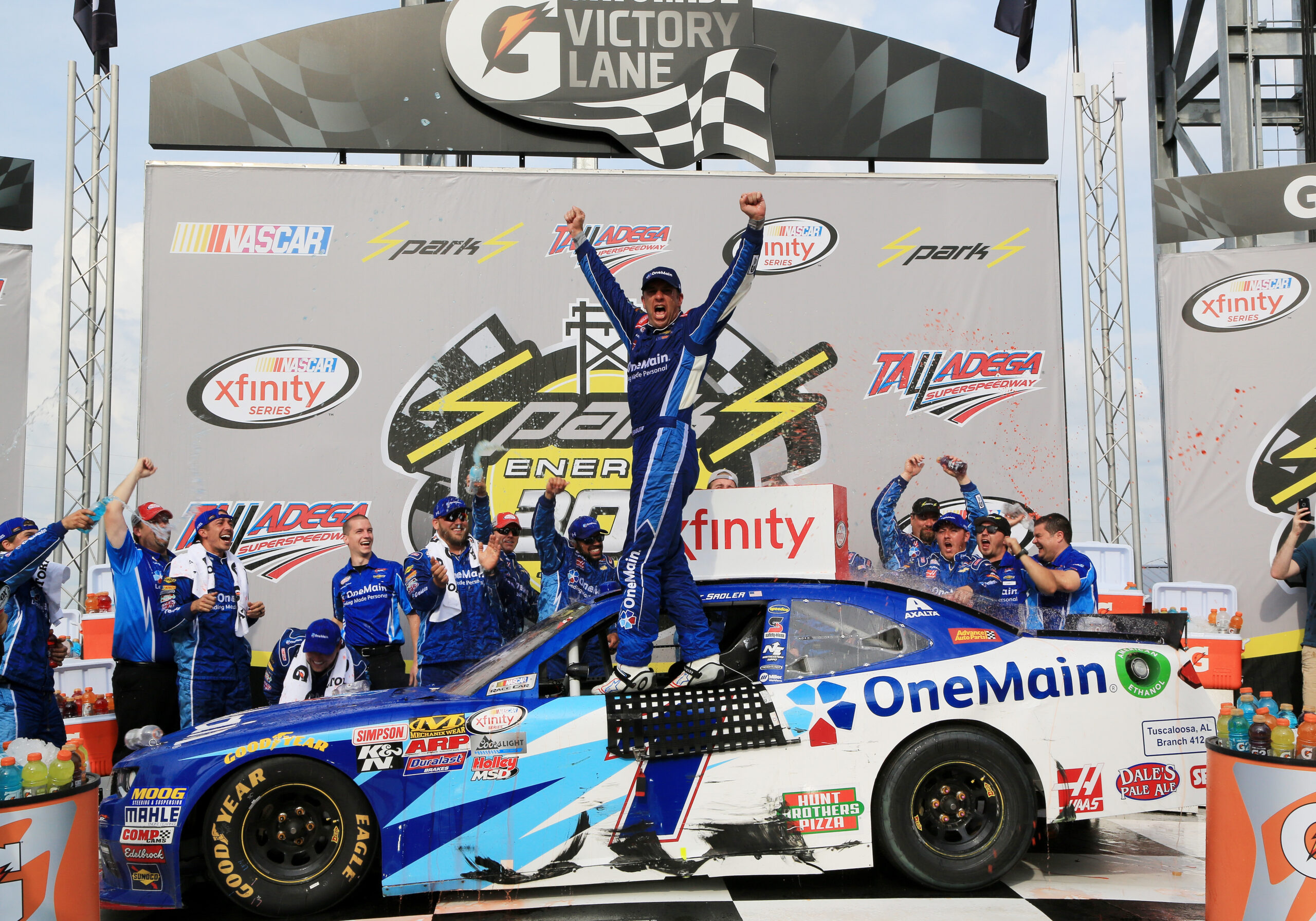 Elliott Sadler Survives to Win at Talladega