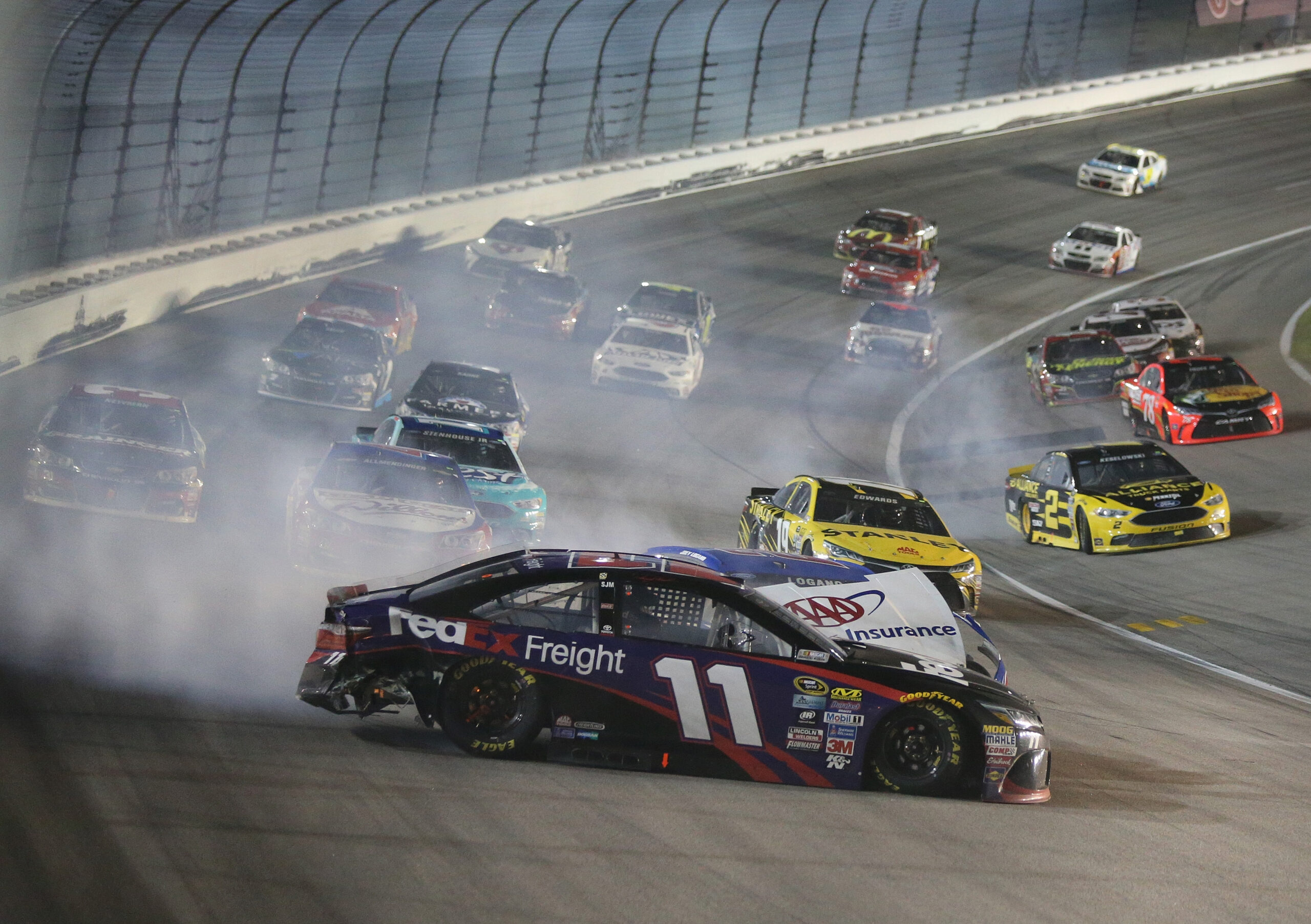 Contenders Taken Out in Late Race Wreck