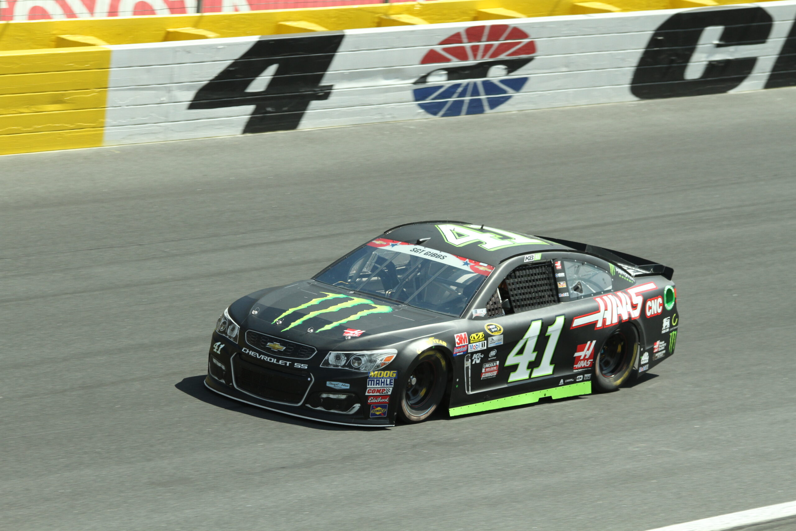 Kurt Busch Quickest in Second Sprint Cup Practice at Charlotte