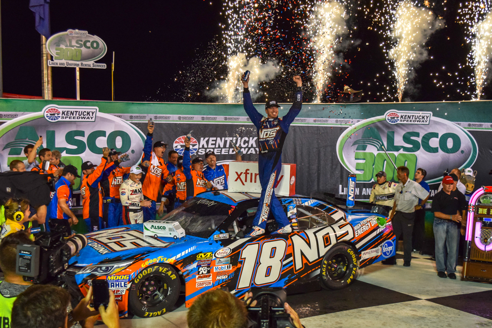 Kyle Busch Puts on XFINITY Clinic in Kentucky