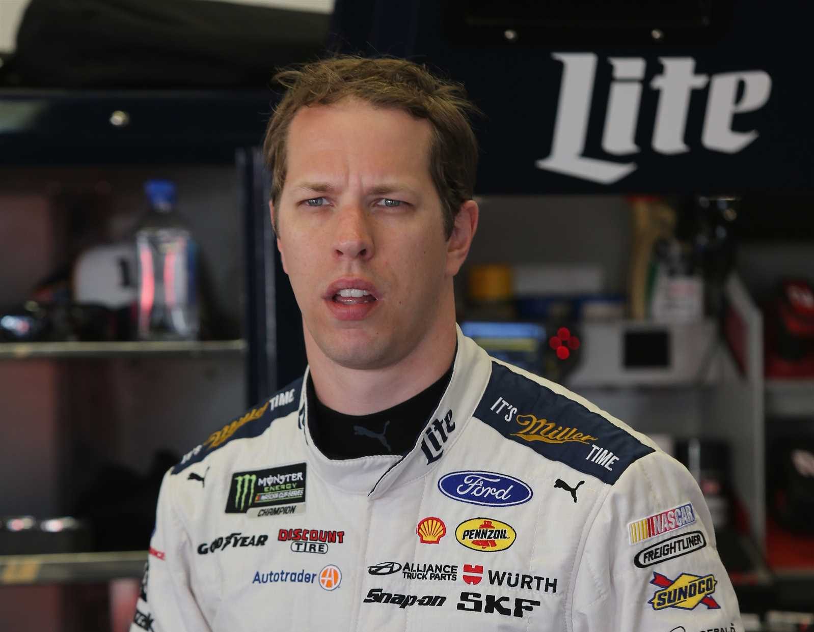 TEAM PENSKE, BRAD KESELOWSKI AGREE TO CONTRACT EXTENSION