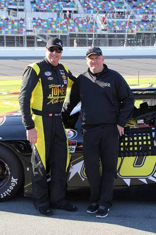 Sporting new partners Terry Jones; Rette Jones Racing saddle up for Daytona