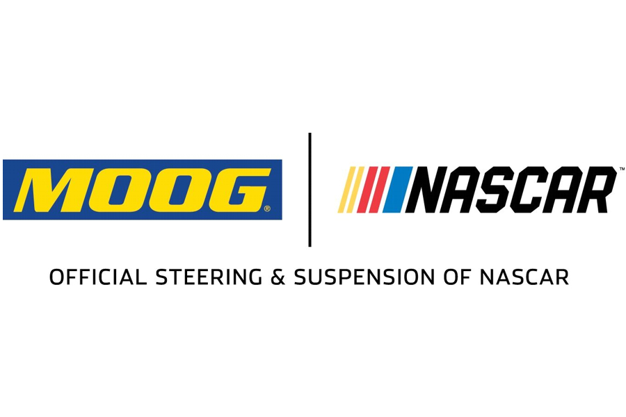 MOOG® Kicks Off 2017 Season, New Name for its Weekly Crew Chief Award