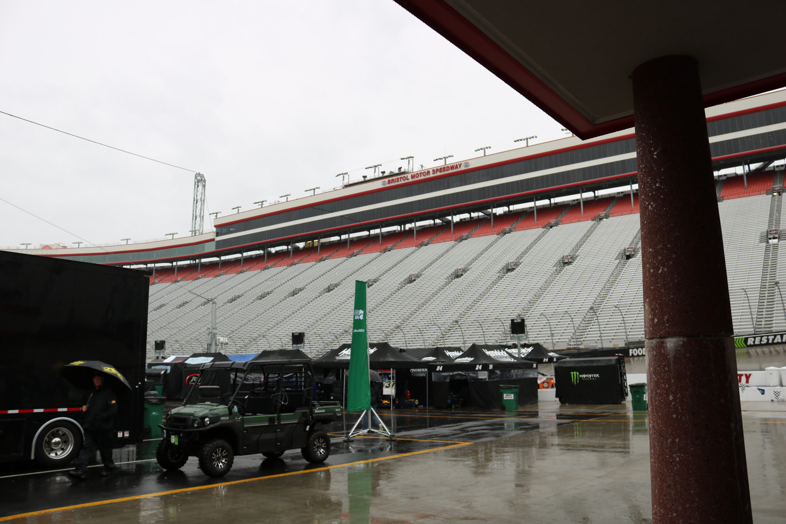 Cup Race Postponed to Monday, Complete Schedule