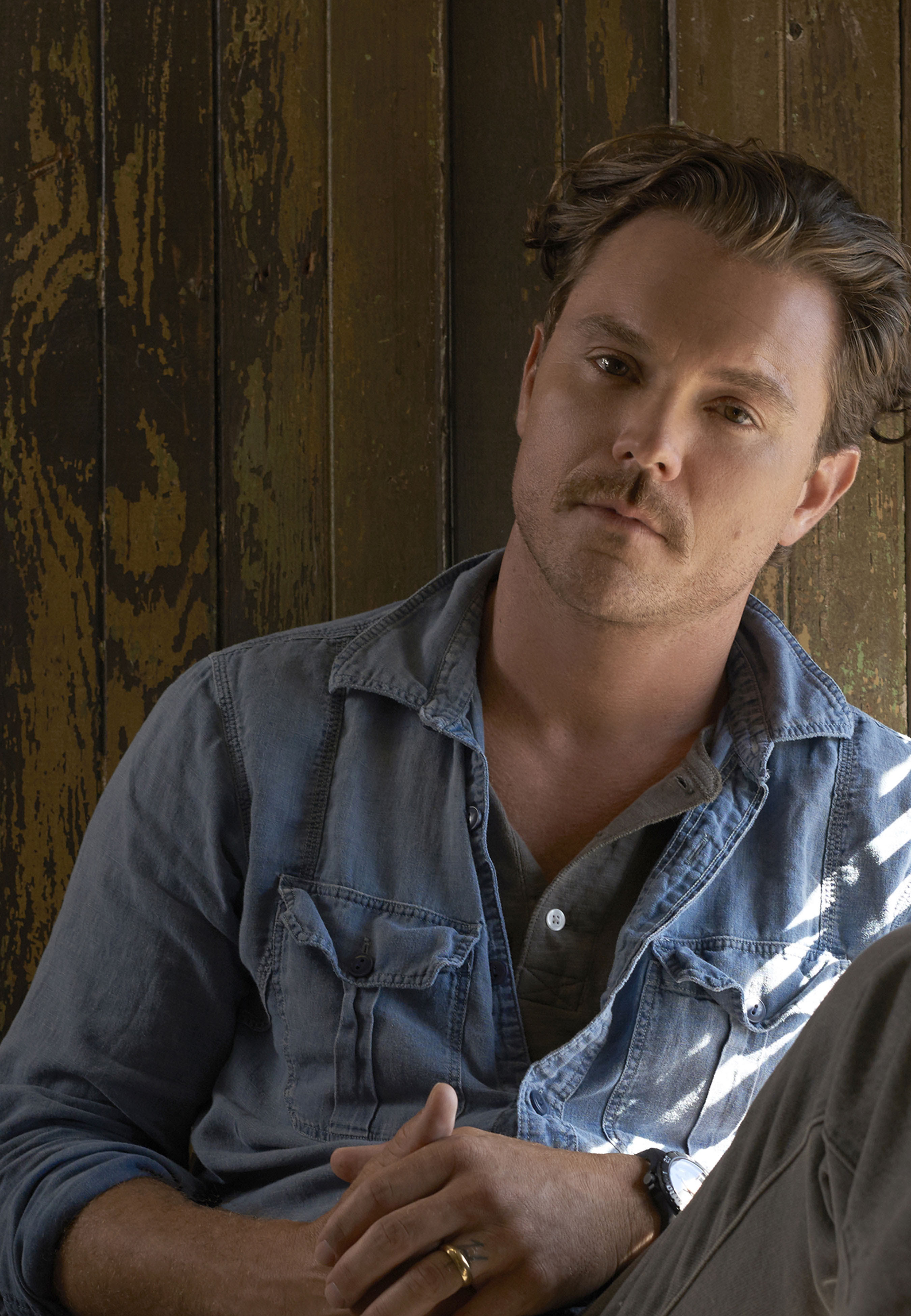 Clayne Crawford Image To U