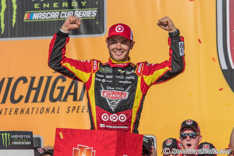 Kyle Larson uses late race dramatics to win FireKeepers Casino 400
