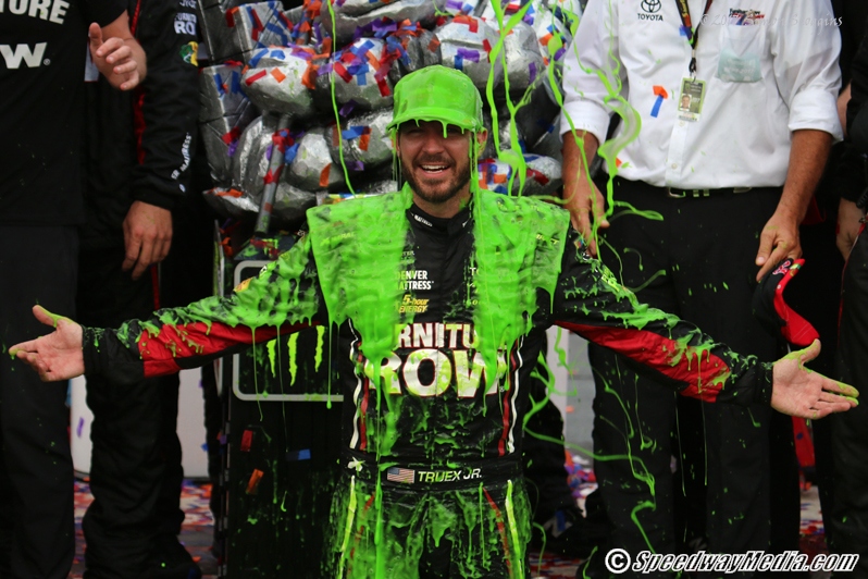 Truex Cruises to Victory in the Windy City