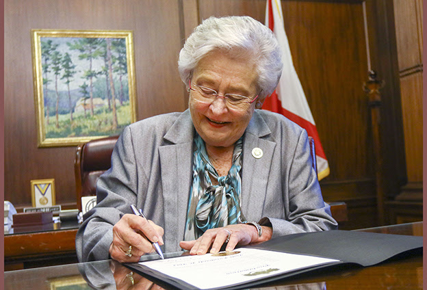 Alabama Governor Kay Ivey Declares ‘Dale Earnhardt Jr. Day’ This Sunday, Oct. 15, 2017 to Honor His Talladega Superspeedway Legacy