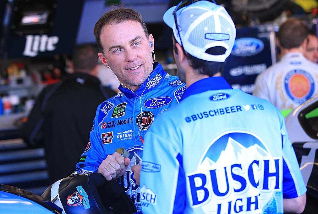 Harvick Fastest at Phoenix in Second Practice